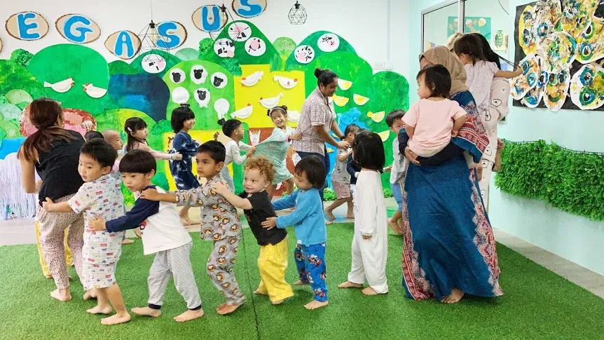 Collaborative play